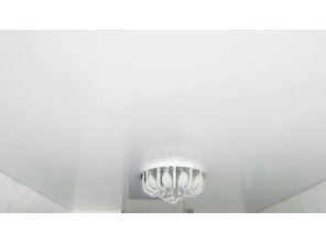 Монтаж потолка для зала 14 м2 с использованием пленки VIPCEILING серии MONLANGE L9001 (3.25)