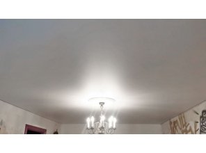 Монтаж потолка в гостиной 17 м2 с использованием пленки VIPCEILING серии MONLANGE M9001 (3.25)