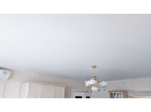 Монтаж потолка для зала 18 м2 с использованием пленки VIPCEILING серии MONLANGE M9001 (3.80)