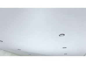 Монтаж потолка для зала 13 м2 с использованием пленки VIPCEILING серии MONLANGE M9001 (3.25)