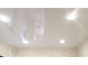 Монтаж потолка в коридоре 9 м2 с использованием пленки VIPCEILING серии MONLANGE L9001 (2.60)