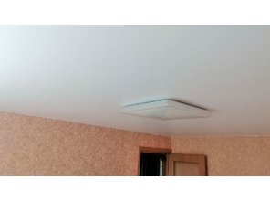 Монтаж потолка в гостиной 16 м2 с использованием пленки VIPCEILING серии MONLANGE S9020 (3.80)