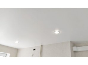 Монтаж потолка на кухне 12 м2 с использованием пленки VIPCEILING серии MONLANGE S9020 (2.60)