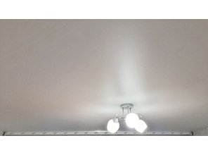 Монтаж потолка для зала 14 м2 с использованием пленки VIPCEILING серии MONLANGE M9001 (3.80)