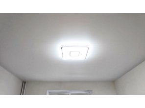 Монтаж потолка в спальне 10 м2 с использованием пленки VIPCEILING серии MONLANGE M9001 (3.25)