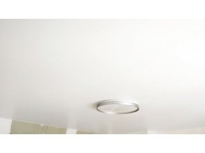 Монтаж потолка в спальне 16 м2 с использованием пленки VIPCEILING серии MONLANGE S9020 (3.50)