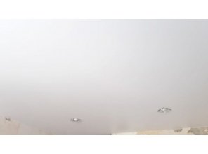 Монтаж потолка на кухне 9 м2 с использованием пленки VIPCEILING серии MONLANGE S9020 (2.60)