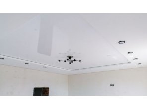 Монтаж потолка в детской 29 м2 с использованием пленки VIPCEILING серии MONLANGE M9001 (4.90)