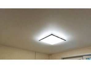 Монтаж потолка на кухне 9 м2 с использованием пленки VIPCEILING серии MONLANGE M9001 (3.25)