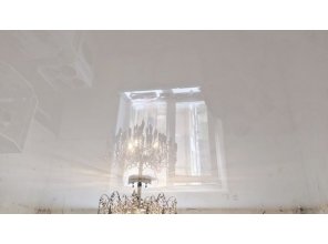 Монтаж потолка на кухне 10 м2 с использованием пленки VIPCEILING серии MONLANGE L9001 (3.25)