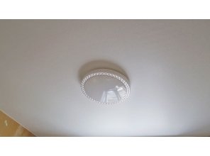 Монтаж потолка на кухне 8 м2 с использованием пленки VIPCEILING серии MONLANGE F9012 (3.50)