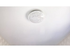 Монтаж потолка в спальне 12 м2 с использованием пленки VIPCEILING серии MONLANGE M9001 (2.60)