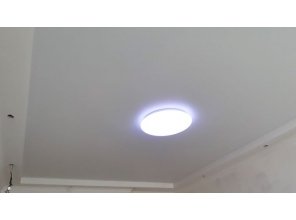 Монтаж потолка в спальне 12 м2 с использованием пленки VIPCEILING серии MONLANGE M9001 (3.25)