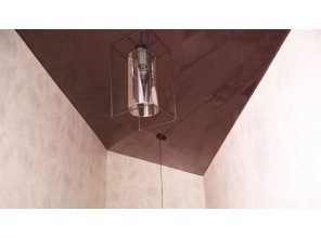 Монтаж потолка в деревянном доме 16 м2 с использованием пленки VIPCEILING серии MONLANGE L9043 (3.50)