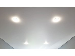 Монтаж потолка в спальне 10 м2 с использованием пленки VIPCEILING серии MONLANGE M9001 (2.60)