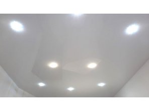 Монтаж потолка в детской 14 м2 с использованием пленки VIPCEILING серии MONLANGE E9001 (3.35)