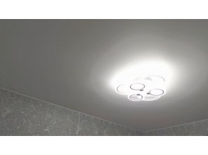 Монтаж потолка на кухне 9 м2 с использованием пленки VIPCEILING серии MONLANGE M9001 (3.25)