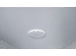 Монтаж потолка в спальне 12 м2 с использованием пленки VIPCEILING серии MONLANGE M9001 (3.25)