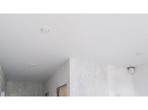 Монтаж потолка на кухне 12 м2 с использованием пленки VIPCEILING серии MONLANGE S9020 (3.25)