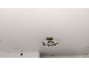 Монтаж потолка в квартире 25 м2 с использованием пленки VIPCEILING серии MONLANGE S9020 (4.35)