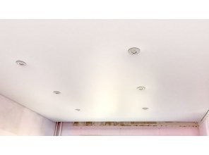 Монтаж потолка в детской 10 м2 с использованием пленки VIPCEILING серии MONLANGE M9001 (3.25)