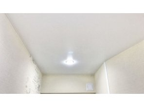 Монтаж потолка в коридоре 5 м2 с использованием пленки VIPCEILING серии MONLANGE M9001 (3.25)
