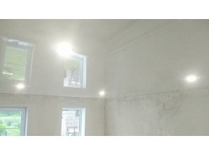 Монтаж потолка для зала 19 м2 с использованием пленки VIPCEILING серии MONLANGE L9001 (3.50)