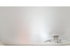 Монтаж потолка для зала 16 м2 с использованием пленки VIPCEILING серии MONLANGE M9001 (3.50)