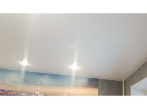 Монтаж потолка в спальне 13 м2 с использованием пленки VIPCEILING серии MONLANGE S9020 (3.25)