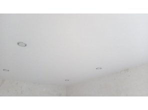 Монтаж потолка в спальне 10 м2 с использованием пленки VIPCEILING серии MONLANGE S9020 (2.60)