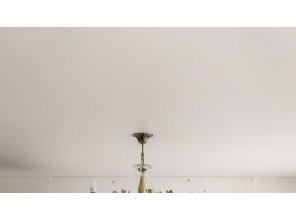 Монтаж потолка в гостиной 19 м2 с использованием пленки VIPCEILING серии MONLANGE S9020 (4.35)