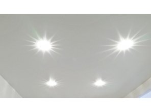 Монтаж потолка в спальне 8 м2 с использованием пленки VIPCEILING серии MONLANGE S9020 (2.60)