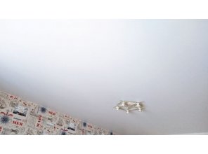 Монтаж потолка в детской 13 м2 с использованием пленки VIPCEILING серии MONLANGE S9020 (3.25)