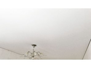 Монтаж потолка для зала 17 м2 с использованием пленки VIPCEILING серии MONLANGE M9001 (3.25)