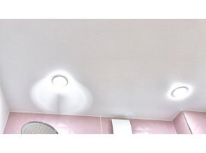 Монтаж потолка в ванной 3 м2 с использованием пленки VIPCEILING серии MONLANGE M9001 (2.15)