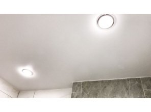 Монтаж потолка в ванной 3 м2 с использованием пленки VIPCEILING серии MONLANGE S9020 (2.15)