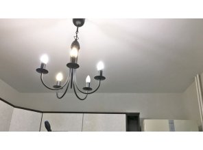 Монтаж потолка на кухне 9 м2 с использованием пленки VIPCEILING серии MONLANGE M9001 (3.25)