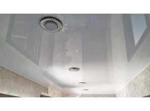 Монтаж потолка в коридоре 8 м2 с использованием пленки VIPCEILING серии MONLANGE L9001 (2.15)