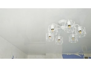 Монтаж потолка на кухне 12 м2 с использованием пленки VIPCEILING серии MONLANGE L9001 (3.25)