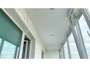 Монтаж потолка в квартире 8 м2 с использованием пленки VIPCEILING серии MONLANGE M9001 (2.15)