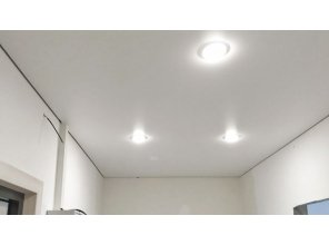 Монтаж потолка в коридоре 6 м2 с использованием пленки VIPCEILING серии MONLANGE M9001 (2.15)