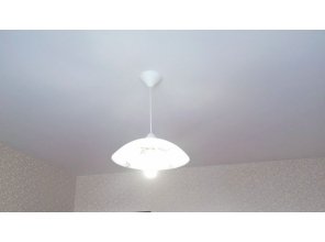 Монтаж потолка в спальне 10 м2 с использованием пленки VIPCEILING серии MONLANGE M9001 (3.25)