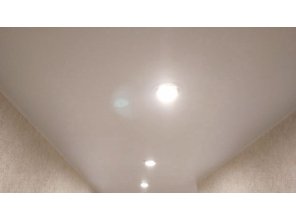 Монтаж потолка в коридоре 12 м2 с использованием пленки VIPCEILING серии MONLANGE M9001 (2.60)