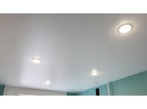Монтаж потолка в квартире 17 м2 с использованием пленки VIPCEILING серии MONLANGE S9020 (3.50)
