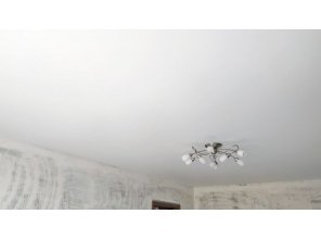 Монтаж потолка для зала 18 м2 с использованием пленки VIPCEILING серии MONLANGE M9001 (3.50)