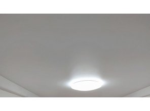 Монтаж потолка в спальне 10 м2 с использованием пленки VIPCEILING серии MONLANGE M9001 (2.60)