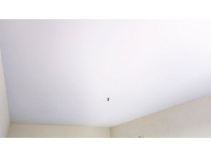 Монтаж потолка в спальне 14 м2 с использованием пленки VIPCEILING серии MONLANGE S9020 (3.50)