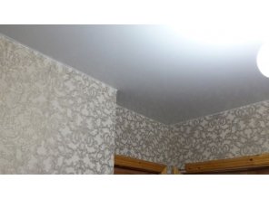 Монтаж потолка в коридоре 7 м2 с использованием пленки VIPCEILING серии MONLANGE L9001 (3.25)