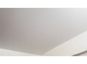 Монтаж потолка в прихожей 5 м2 с использованием пленки VIPCEILING серии MONLANGE M9001 (2.15)