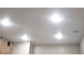 Монтаж потолка в ванной 4 м2 с использованием пленки VIPCEILING серии MONLANGE M9001 (2.15)
